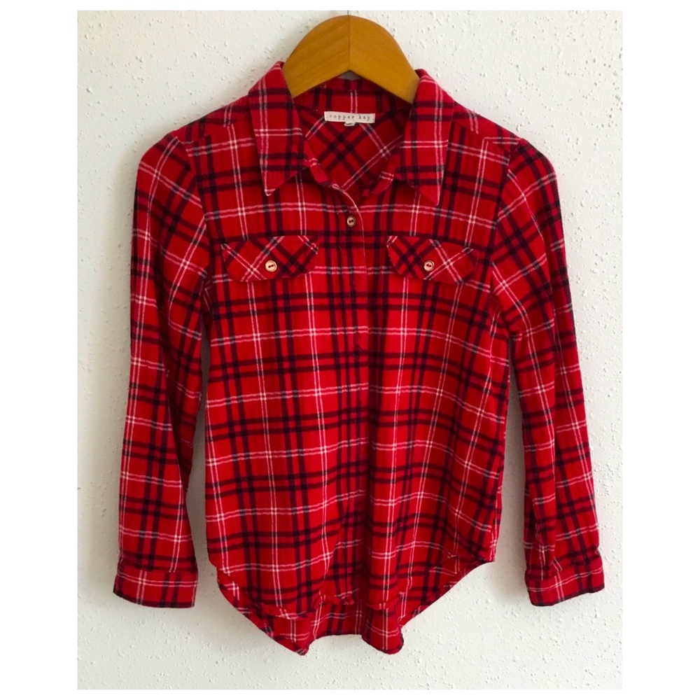 16—LONG SLEEVES BUTTON UP SHIRT